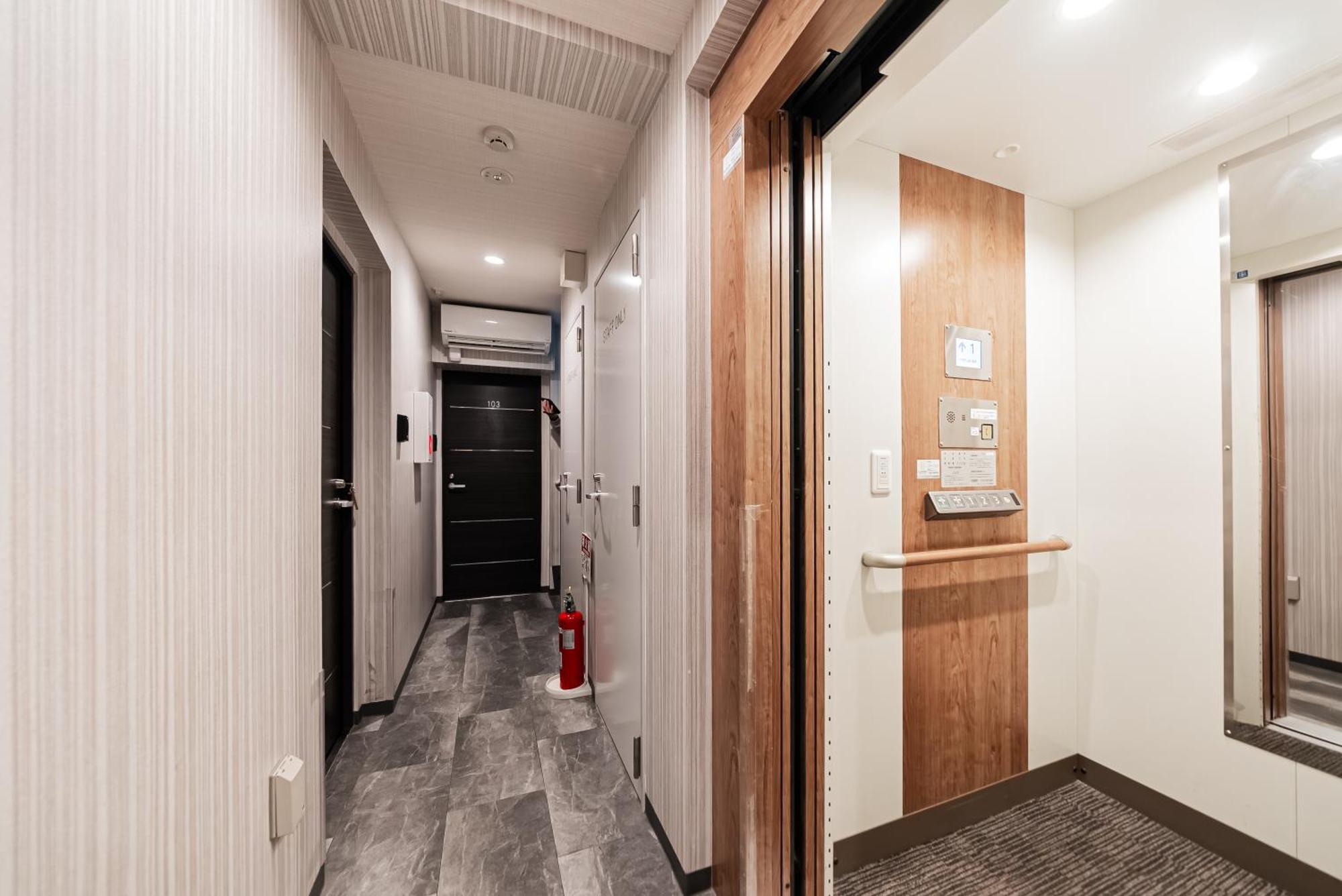 Glou Higashi Shinjuku Otel Tokyo Dış mekan fotoğraf