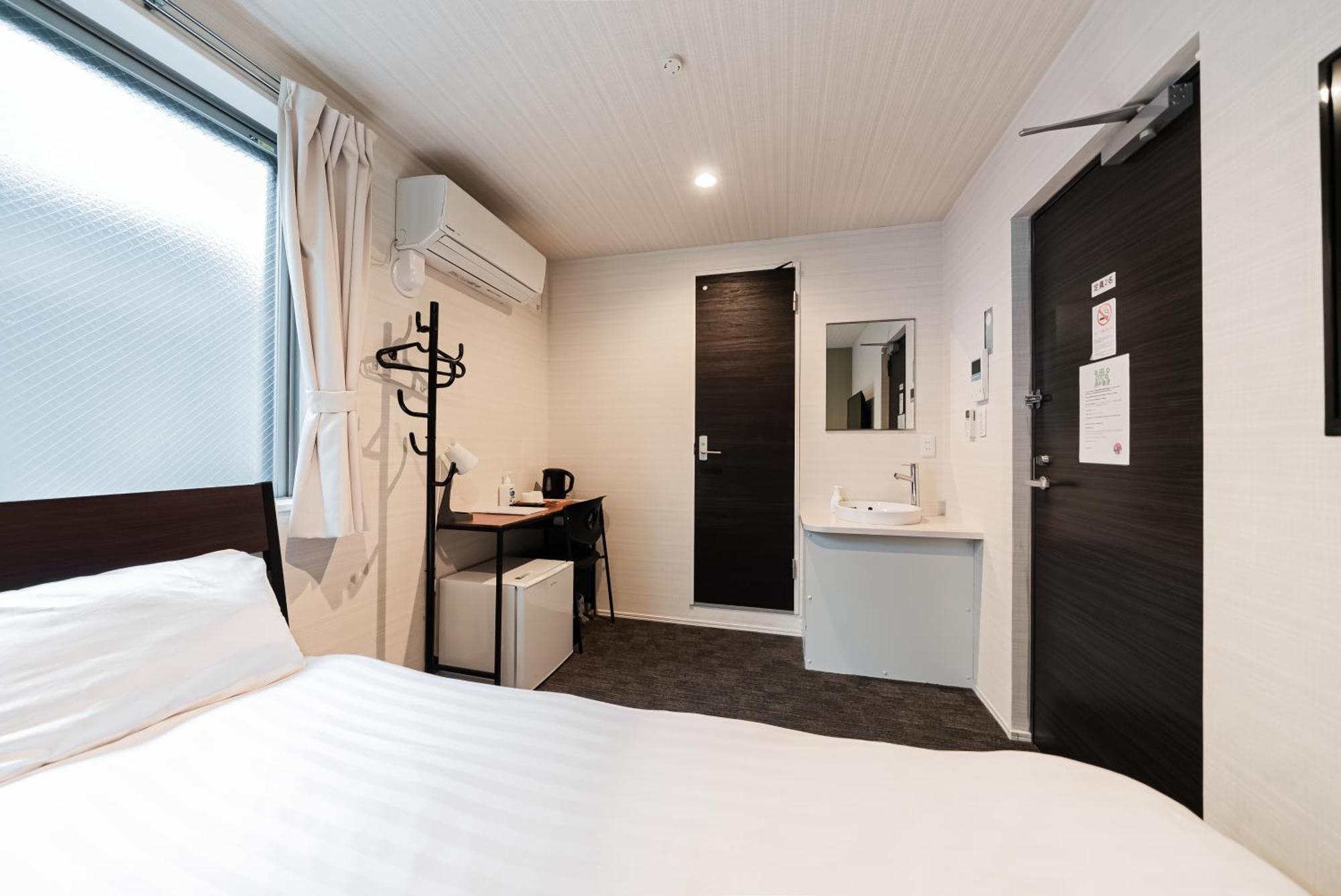 Glou Higashi Shinjuku Otel Tokyo Dış mekan fotoğraf