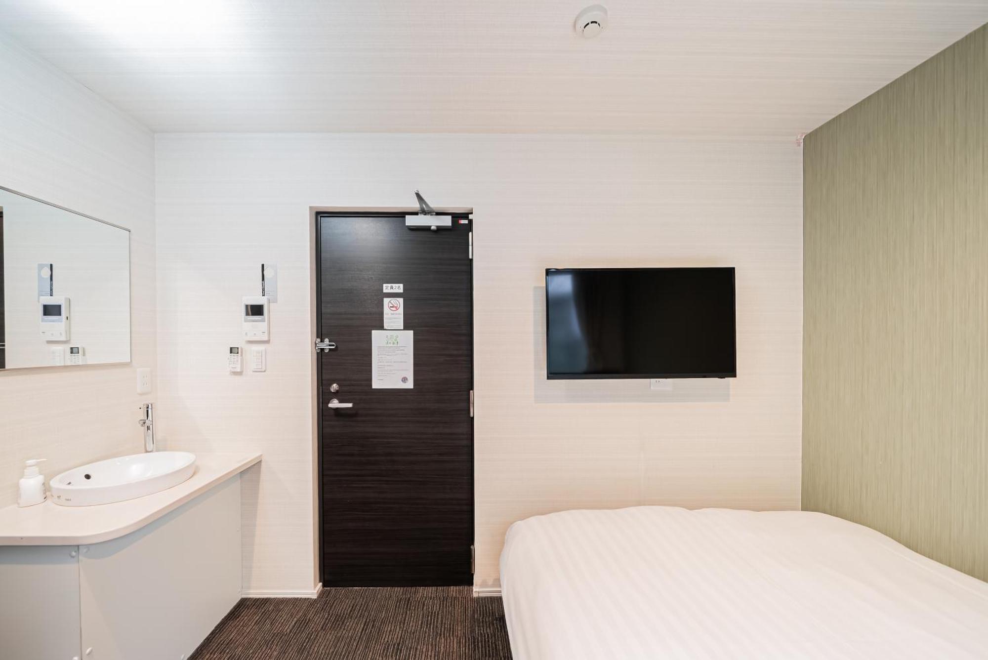 Glou Higashi Shinjuku Otel Tokyo Dış mekan fotoğraf